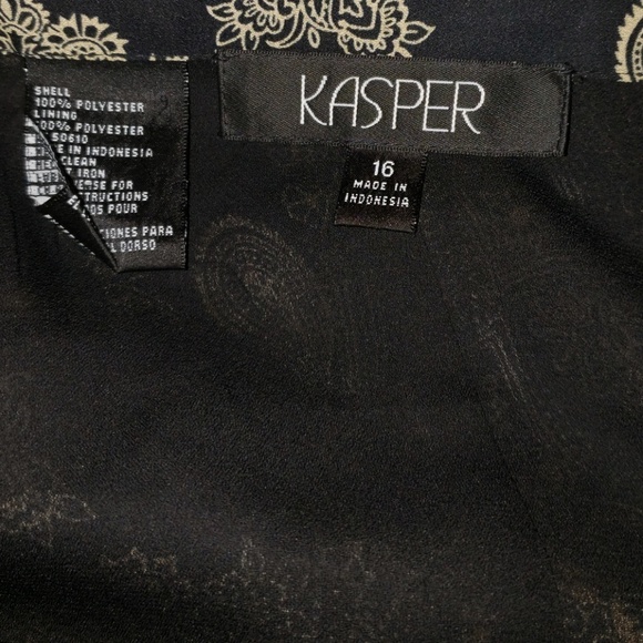 Skirt - Picture 2 of 2